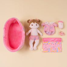 Carica l&#39;immagine nel visualizzatore di Gallery, Mini Bambola Per Bambina In Peluche Rosa Personalizzata Con Vestito Mutevole