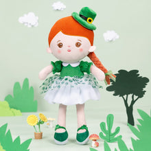 Carica l&#39;immagine nel visualizzatore di Gallery, OUOZZZ Red Hair Personalized Green Clover Plush Doll