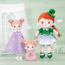 Carica l&#39;immagine nel visualizzatore di Gallery, OUOZZZ Personalized Red Hair Green Clover Plush Doll With Rattle &amp; Towel🔔